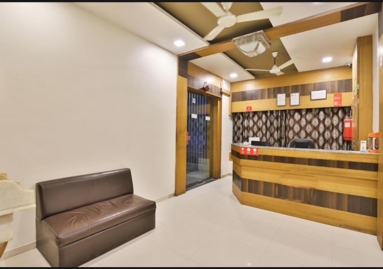 Hotel Shreenath Ahmedabad Exterior photo