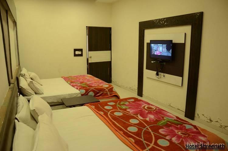 Hotel Shreenath Ahmedabad Exterior photo